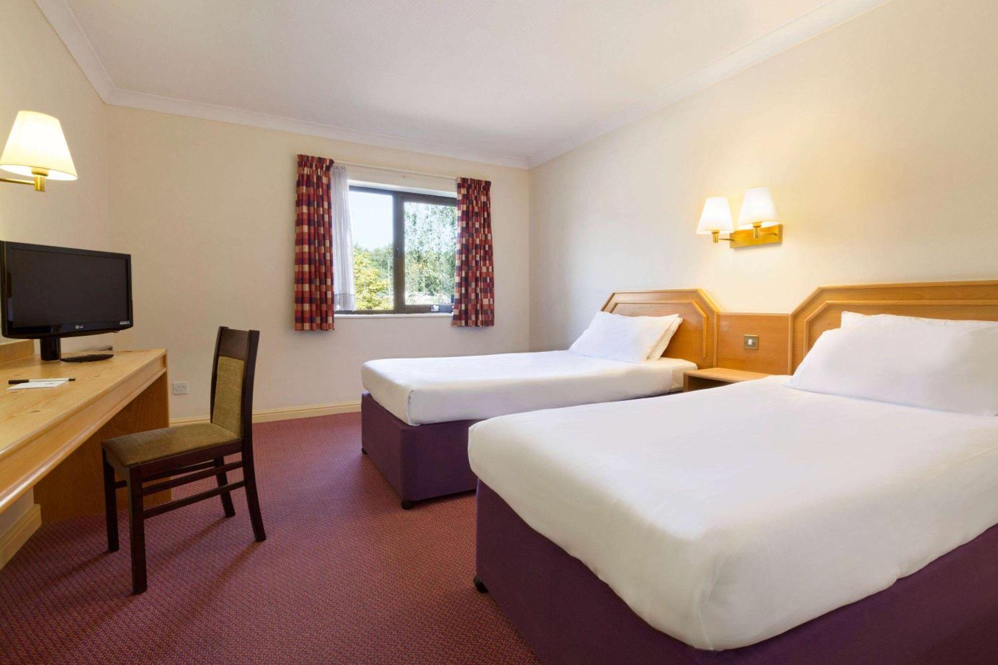 Days Inn Southampton Rownhams Chilworth  Εξωτερικό φωτογραφία
