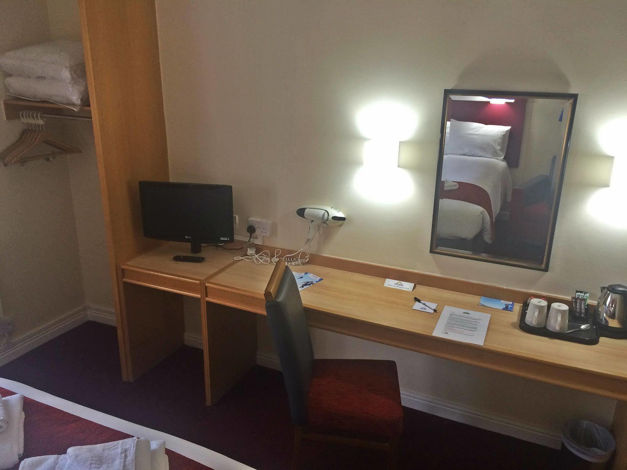 Days Inn Southampton Rownhams Chilworth  Εξωτερικό φωτογραφία